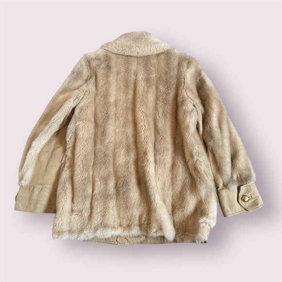 London Leathers by Lilli Ann Tan Fuzzy Jacket with Wide Collar and Cuffs - Picture 2 of 6